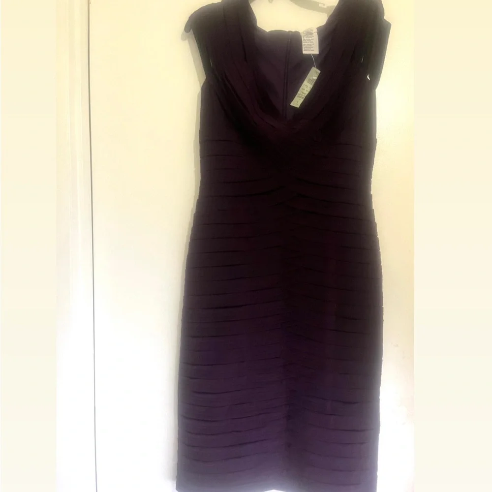 Cache Dress - Picture 2 of 2